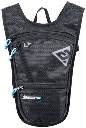 474978 Answer Hydration Pack With Three Zipper Storage Compartments Black 1.5l