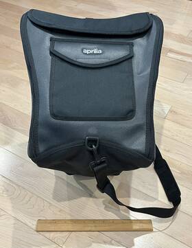 856959 Aprilia Scooter Tunnel Bag With Shoulder Strap. Made In Italy. Nos. Msrp 166