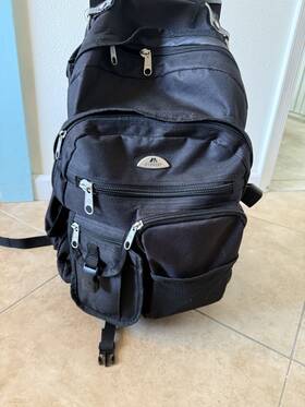 456789-123 Everest Lightly Used Backpack