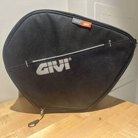 Ea135b Givi Tunnel Bag For Scooter With Side Pockets 15l Universal -