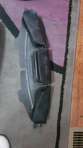 23492 Harley-davidson 96-13 Genuine Three-pocket Batwing Fairing Pouch Oem