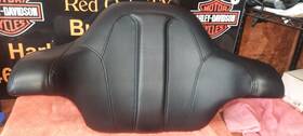 P52300360 Harley-davidson 52300360 Genuine Oem King Tour-pak Backrest Pad Black