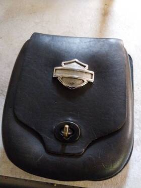 52947-96 Harley Davidson Leather Sissy Bar Pouch Bag