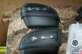 53015-05 Harley-davidson New Genuine Flstn Saddlebag Kit - Beautiful