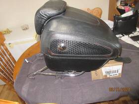 53055-05a Harley-davidson 53055-05 Genuine 2000-05 Oem Deluxe Leather Trunk Tour-pak
