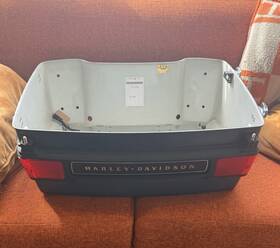 Harley-davidson 53145-09bhy New Black Denim King Tour Pak Bottom Trunk 1997-2013 Touring