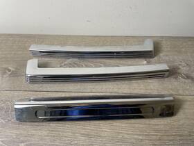 53734-08 Harley-davidson 2006-2021 Touring Tour-pak Lower Lid Trim Chrome 1 Set Oem