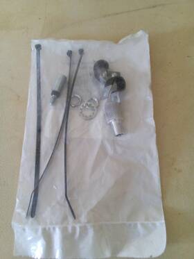 70032-09 Harley-davidson New Detachable Tour Pak Harness Hardware