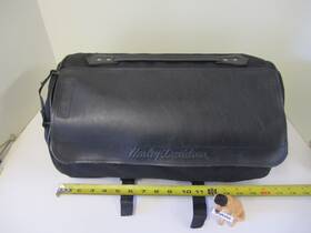 98835-92 Harley-davidson Bobtail Fender Rack Duffel Bag P/n Read Completely