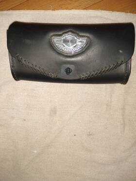 Harley-davidson Hd30650 100th Anniversary Softail Leather Windshield Bag