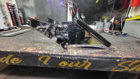 Lyhd-22-1 Harley-davidson Tour Pack Trunk Mounting Bracket And Bar For Touring 97-08