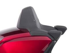 08r70-mkc-a00za Honda Genuine Oem Gl1800 Goldwing 2018 Passenger Extended Comfort Armrests