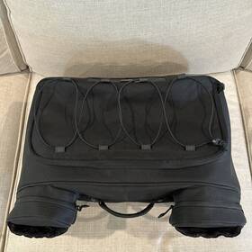 1044416 Kuryakyn Like New Momentum Hitchhiker Trunk Rack Bag Motorcycle
