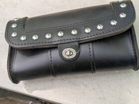292s Leatherworks Crossbar Windshield Bag - Made In The Usa