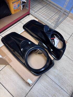 Mallb442hlooooo1701zb-1f Twom 8 Inch Saddlebags Speaker Lids With Tweeter Port Fit For Harley Street Glide 2014-2023