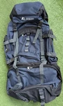 Everest Large Hiking Backpack Black Nylon Polyester Buckle Zip Padded Straps. Fixed Price $20.00.