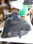Triumph Oem Black Leather Saddlebags 02-14 Speedmaster Motorcycle A9520019. Fixed Price $321.48.