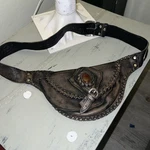 Milwaukee Leather Women's Premium Fashion Shoulder/waist Bag. Fixed Price $40.00.