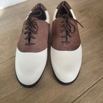 Easy Spirit Golf Shoes Womens Size 8.5 Brown White Saddle Oxford Leather Upper. Fixed Price $29.87.