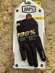 100% Youth Medium Itrack Gloves Black 10009-00001. Fixed Price $20.00.