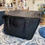 Harley-davidson Black Standard Line Large Throw-over Saddlebags Xl 90201770. Fixed Price $179.99.